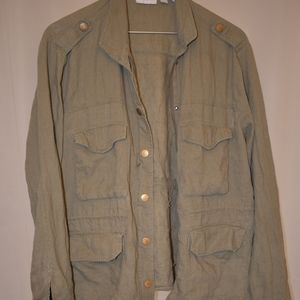 Thin army green jacket
